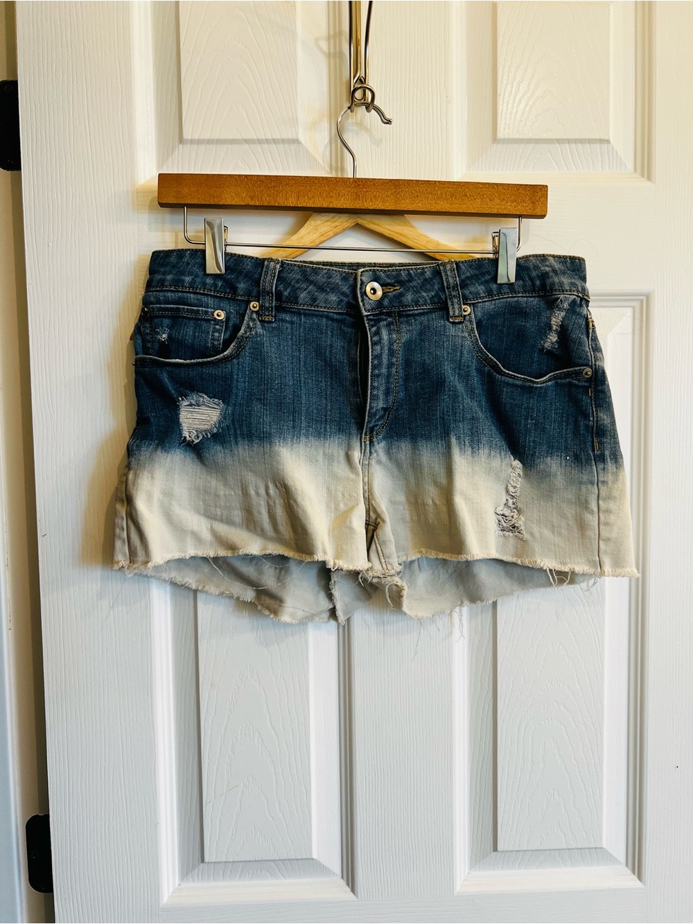 Time and Tru Ombre Distressed Denim Shorts - Blue and Cream